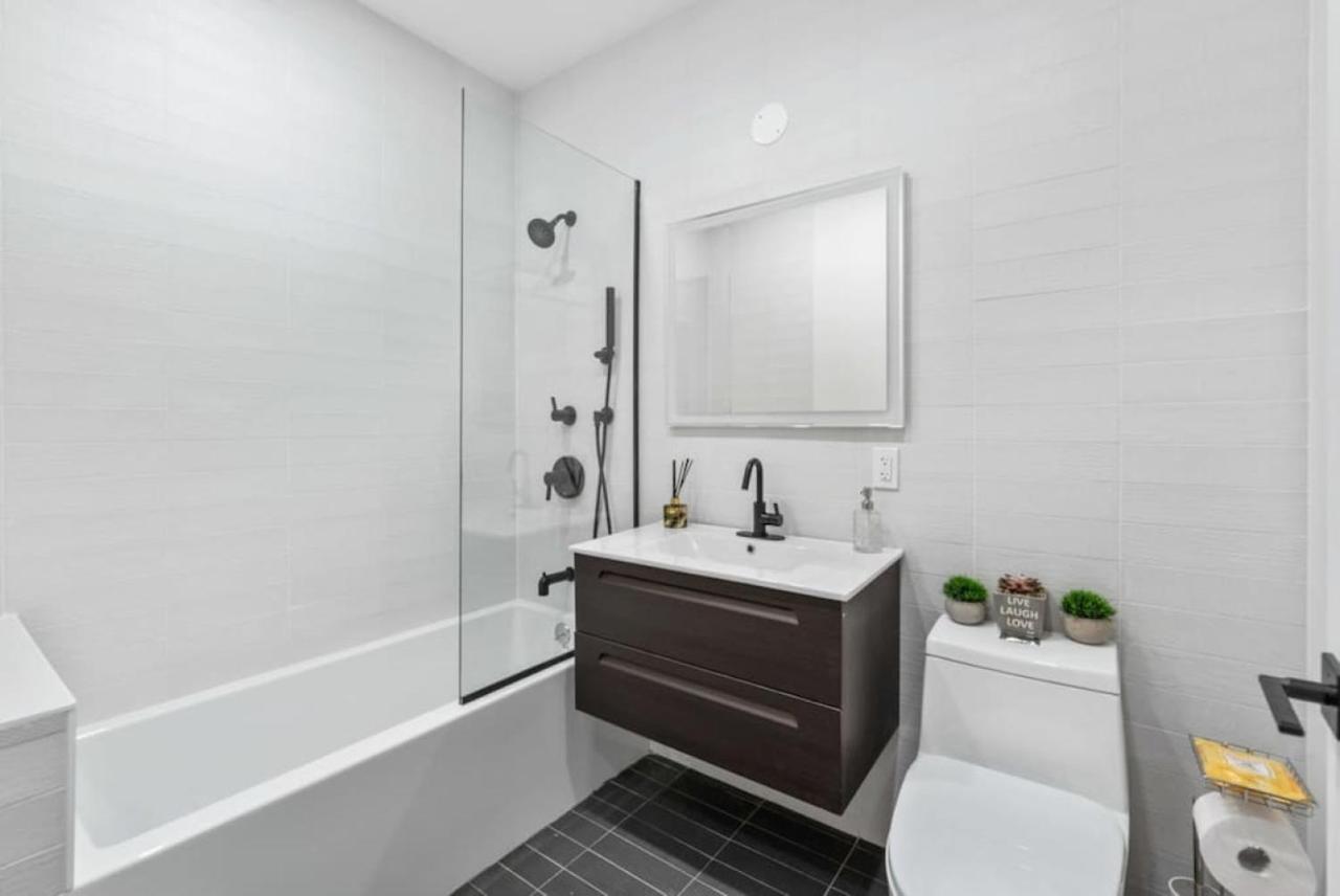 Top Notch 2Br Suite Minutes To Central Park New York Exterior photo